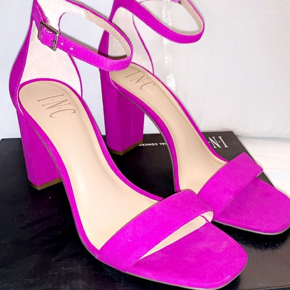 INC SQUARE-TOE BLOCK HEELS SIZE 7.5 - Picture 1 of 4